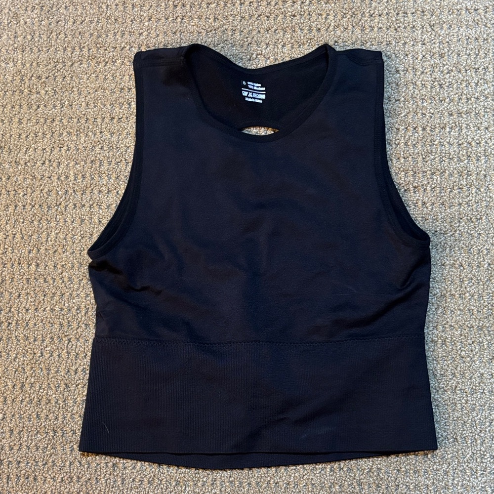 Black backless workout top